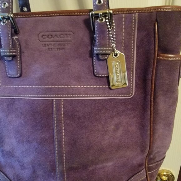 Vintage Purple Suede Coach Purse - Picture 4 of 16